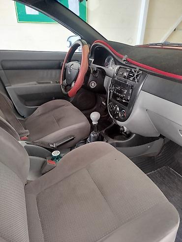 Продажа авто: Chevrolet Lacetti: 2008 г., 1.4 л, Механика, Бензин, Седан — 4