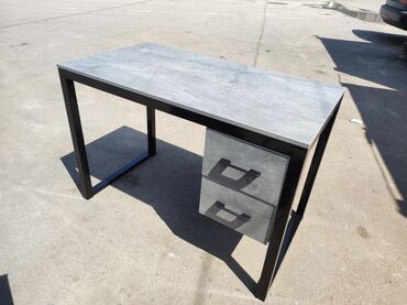 Офисные столы: Столы офисные с тумбочкой
Офисные столы с тумбочкой в наличии — 4