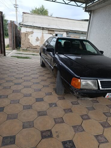купить чехол для авто в бишкеке: Audi 100: 1990 г., 1.8 л, Механика, Бензин