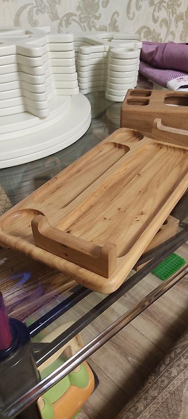 Другая посуда и кухонный инвентарь: Менажницы, доски для подачи подставки под приборы, штендер, резервы — 8