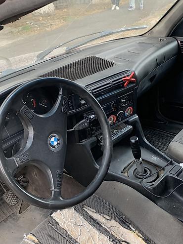 BMW: BMW 5 series: 1991 г., 2 л, Механика, Бензин, Седан — 3