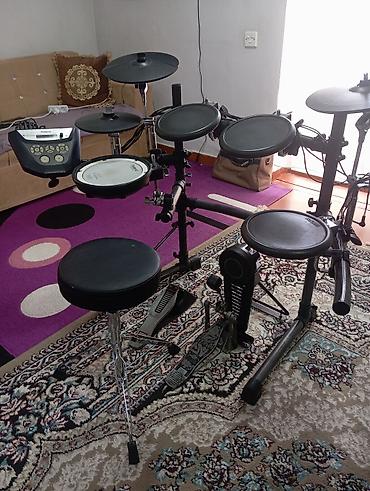 gitara sim: Roland elektron zərb dəsti - Zərb modulu: Roland (nəzarət paneli — 1