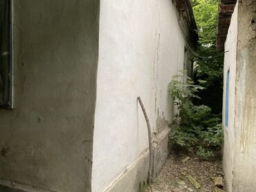 барачный: Барачный, 57 м², 5 комнат, Собственник, Старый ремонт