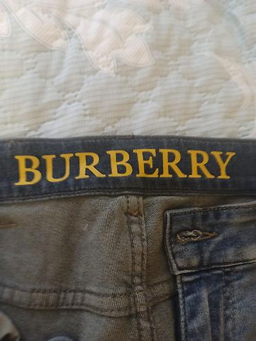 Burberry kişi cins şalvarı - Rəng: boz/yuvalmış denim - Kəsim: dar lalafo.az -da Burberry kişi cins şalvarı - Rəng: boz/yuvalmış denim - Kəsim: dar