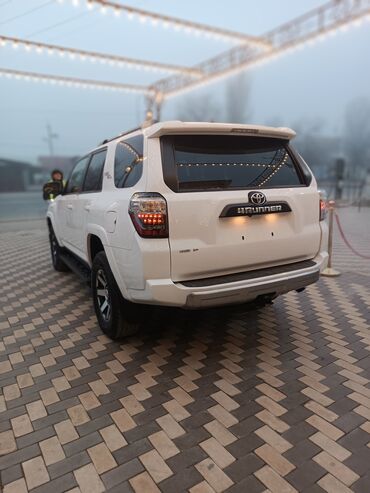 где купить машину дешевле: Toyota 4Runner: 2023 г., 4 л, Автомат, Бензин, Жол тандабас