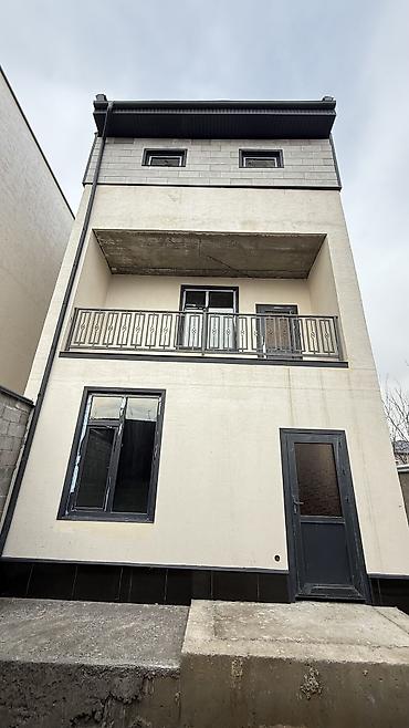 Продажа коттеджей и домов: 6 комнат и более, 206 м², 3 соток, Манас, Собственник — 22