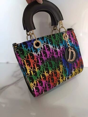 Torbe: Torbe 
Velike cena 4100din, manje po 3000din — 1