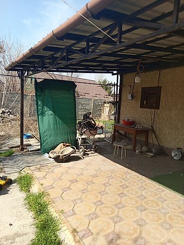 Продажа коттеджей и домов: Продаю дом в очень хорошем районе два санузел зал прихожая большая — 4