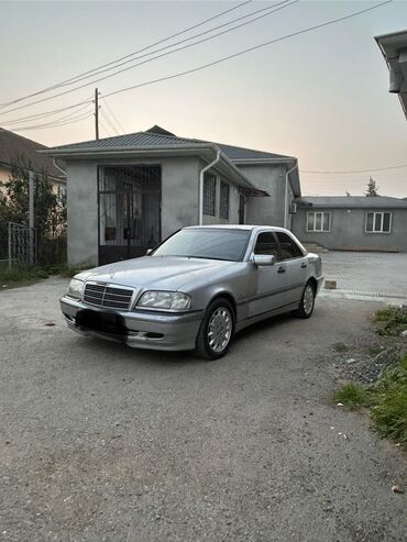 Mercedes-Benz: Mercedes-Benz C-Class: 1.8 l | Sedan — 8