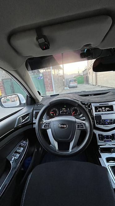 BYD: BYD E5: 2019 г., Робот, Электромобиль, Седан — 16