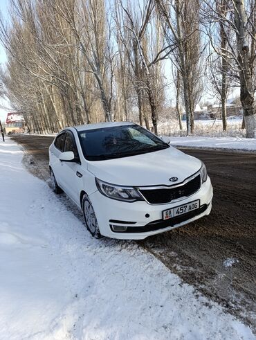 Kia: Kia Rio: 2016 г., 1.4 л, Механика, Бензин, Седан