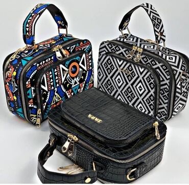 Sportske torbe i rančevi: Tasne i rancevi 1600 — 17