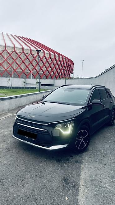 Kia: Kia Niro: 2022 г., 1.6 л, Робот, Гибрид, Кроссовер — 3