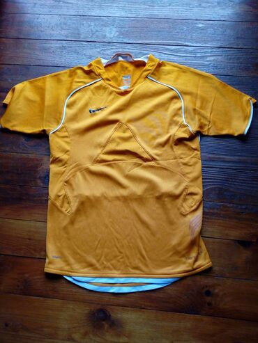 novogodišnje majice: T-shirt Nike, S (EU 36), color - Yellow