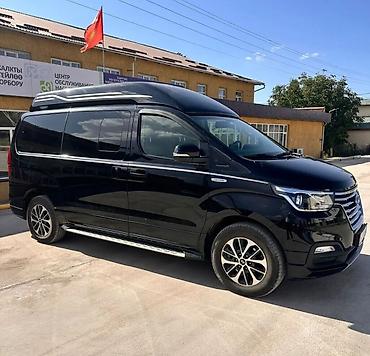 Минивэн/микроавтобус класса LCV, черный, высокий крыша-лайнер