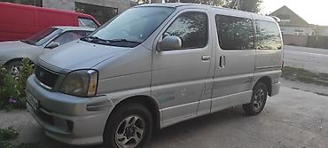 прадо prado: Toyota Regius: 2000 г., Автомат, Бензин, Минивэн — 4