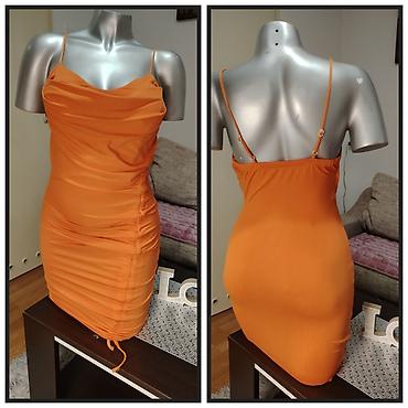 guess nausnice: Naranđasta uska mini haljina sa tankim bretelema. Model sa spuštenim — 1