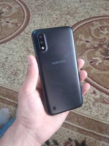 soyuducular 2ci əl: Samsung Galaxy A01, 16 GB, rəng - Qara, Simsiz şarj, İki sim kartlı