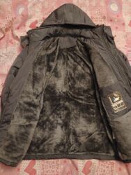 капсулы день и ночь корея оригинал и подделка: Продаётся зимняя,теплая куртка серого цвета.Размер 2XL(52-54)