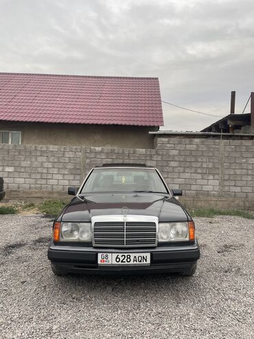 мерседес бенс 250: Mercedes-Benz W124: 1992 г., 2 л, Механика, Бензин, Седан