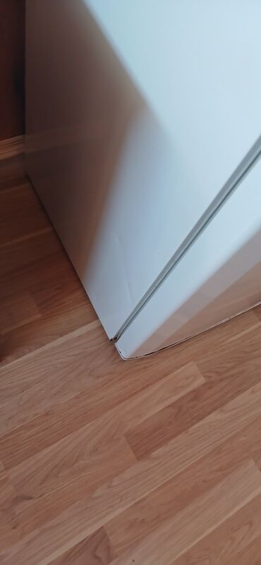 indesit soyuducu soyutmur: Б/у 2 двери Beko Холодильник Продажа, цвет - Белый at lalafo.az indesit soyuducu soyutmur: Б/у 2 двери Beko Холодильник Продажа, цвет - Белый