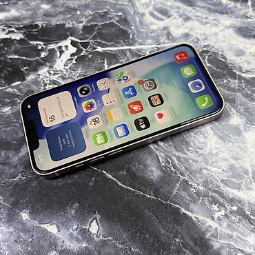 Apple iPhone: IPhone 13, Б/у, 128 ГБ, Чехол, 86 % — 9