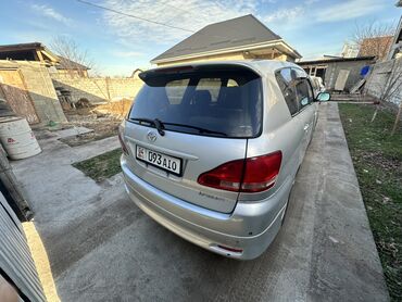 Toyota: Toyota Ipsum: 2003 г., 2.4 л, Автомат, Бензин, Минивэн — 3