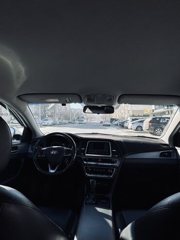 Hyundai: Hyundai Sonata: 2018 г., 2 л, Автомат, Газ, Седан — 9
