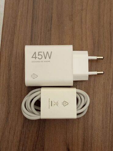 planset tab: Беспроводное зарядное устройство Xiaomi, > 20 Вт