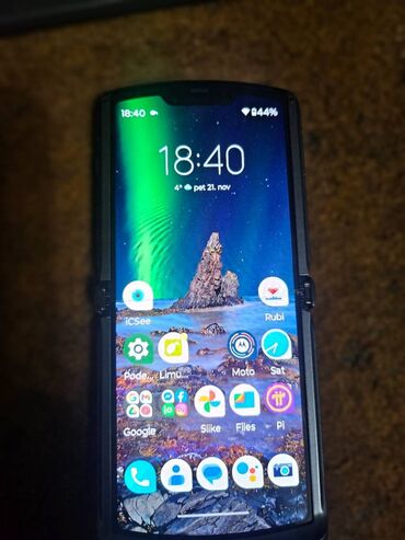 Motorola: Motorola Razr 2023, 256 GB, bоја - Crna, Otisak prsta, Bežični punjač, Dual SIM — 4