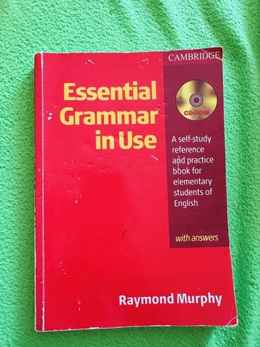 informatika qayda: Raymond Murphy tərəfindən yazılmış "Essential Grammar in Use" kitabı