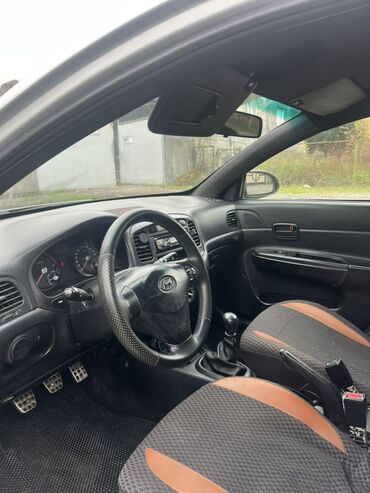 Hyundai: Hyundai Accent: 1.5 l | 2007 il Sedan — 8