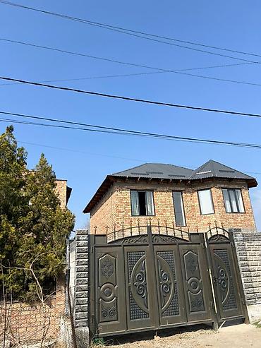 Продажа коттеджей и домов: ID008 📍Срочно продаётся 2х этажный кирпичный дом в районе Ала-Тоо 2 — 14