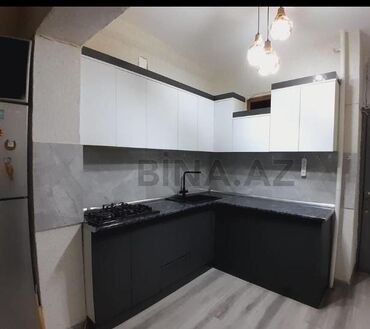 Mebel: Metbex mebeli 400₼ satilir .Uzerinde qaz,moyka krant verilir .Unvan 9