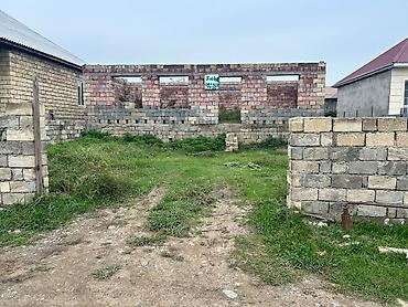 bine evler: Həyət evi satılır. Girdəni yolundaki dəmirağac marketin arxa — 10