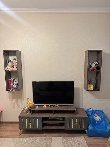 bagca mebel: TV stendi və asma rəf dəsti - Dəst tərkibi: 1 ədəd geniş TV stendi + — 1