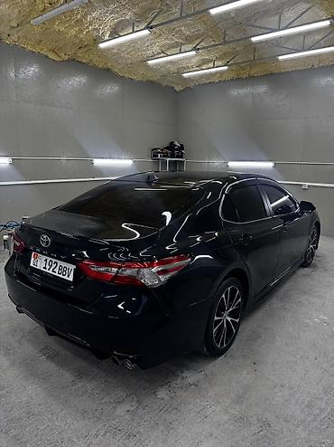 p 12: Toyota Camry: 2018 г., 2.5 л, Автомат, Бензин, Седан — 7