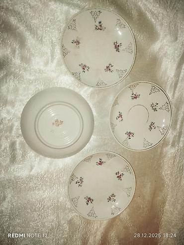 Digər dəstlər və servizlər: Mətbəx qabları dəsti her bir sekild hamısı bir yerdə 15 mi Tərkib: - — 5