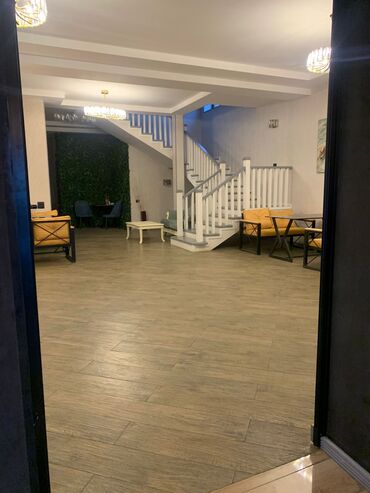 Restoran, kafelər: Uluxanlı Restaurant – geniş və işıqlı məkan - Fasaddan görünən — 16