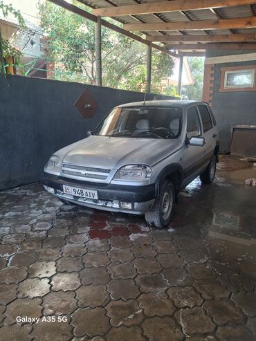 кузов нива купить новый: ВАЗ (ЛАДА) 4x4 Нива: 2004 г., 1.7 л, Механика, Бензин, Внедорожник