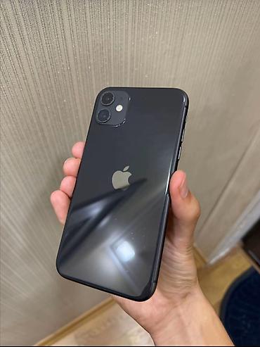 z flip 7: IPhone 11, 128 GB, Qara, Face ID — 2