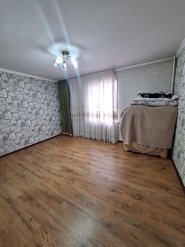 Долгосрочная аренда домов: 250 м², 6 комнат и более — 15