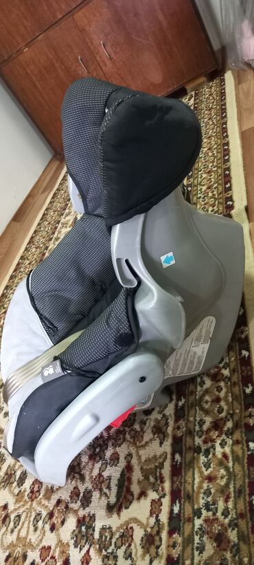 Çəngəllər: Orijinal maldir.ciriqi filani yoxdur.unvan qiş patki ve ya Qala