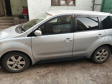 араба ош: Toyota Ist: 2003 г., Автомат, Бензин, Хэтчбэк — 3