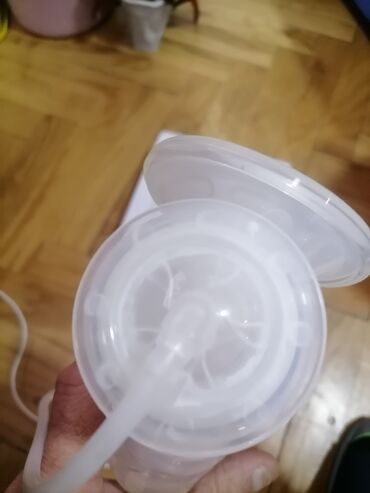 Ostali medicinski proizvodi: Električna Pumpica za izmuzanje mama dojilja i kao nova je Ispravna — 6