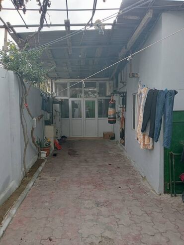 Həyət evləri və villaların satışı: 6 otaqlı, 150 kv. m, Orta təmir — 13