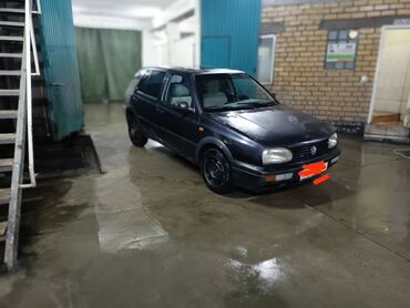 авто пракат: Volkswagen Golf: 1994 г., 1.6 л, Механика, Бензин, Седан