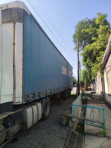 купить палетницу на полуприцеп: Тягач, DAF, 2004 г., Шторный