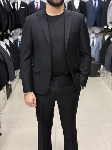 Kostyumlar: Kişi kostyum dəsti - Stil: Klassik, dar kəsim (slim fit) iki düyməli — 2