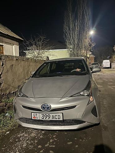 aol kg: Toyota Prius: 2017 г., 1.8 л, Вариатор, Гибрид, Хэтчбэк — 2